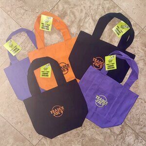 Trader Joe’s 🎃 Halloween 🎃 Mini Tote Bag (5-pack) *Limited Edition*